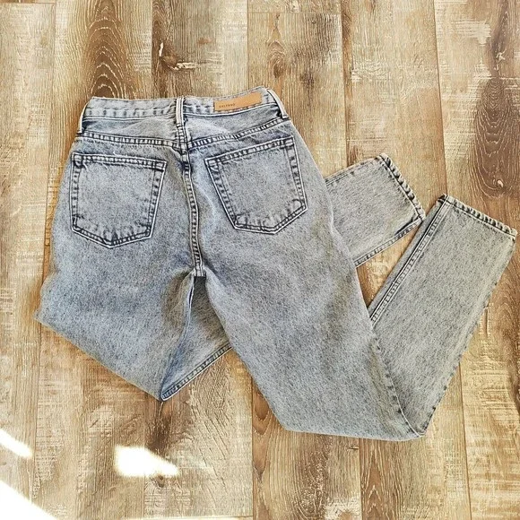 GRLFRND Karolina High Waist Tapered Leg Jean Women’s Size 25 In After The Storm. - Picture 3 of 11